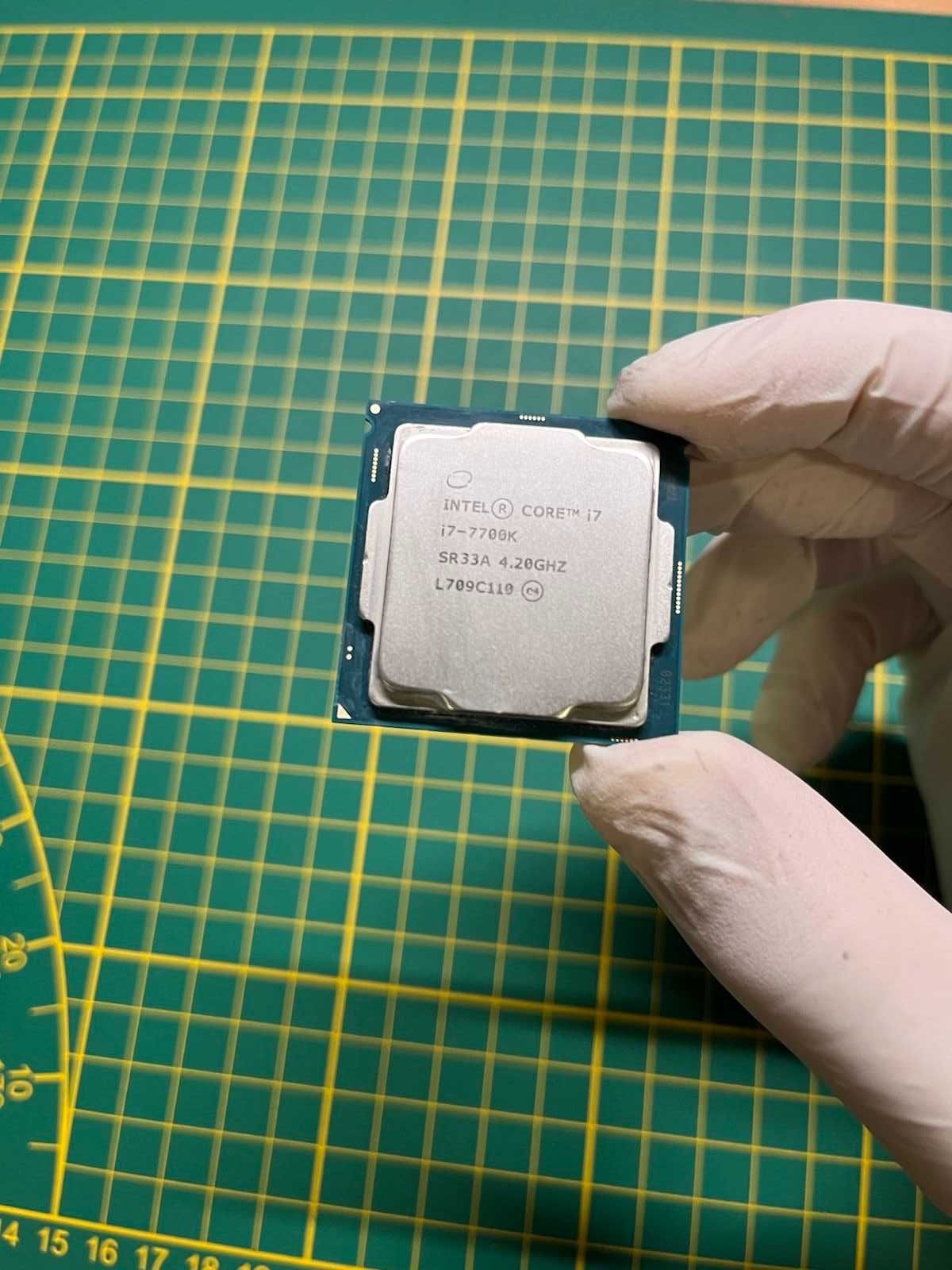 Intel i7-7700K 4.20GHz