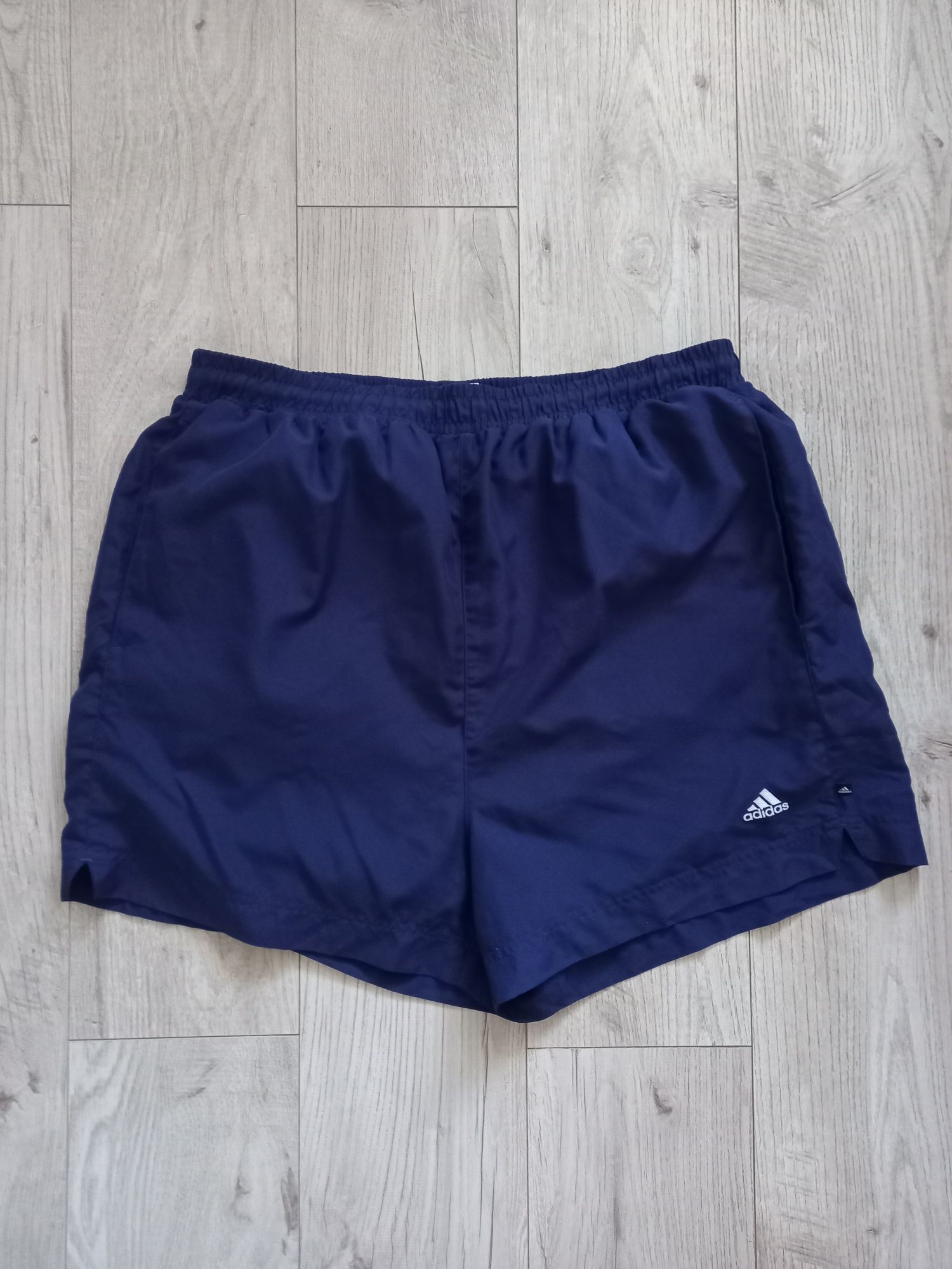Продам шорты Adidas