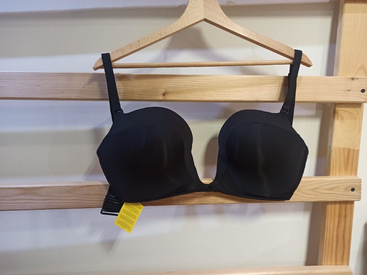 75C wonderbra ślubny dekolt czarny strapless