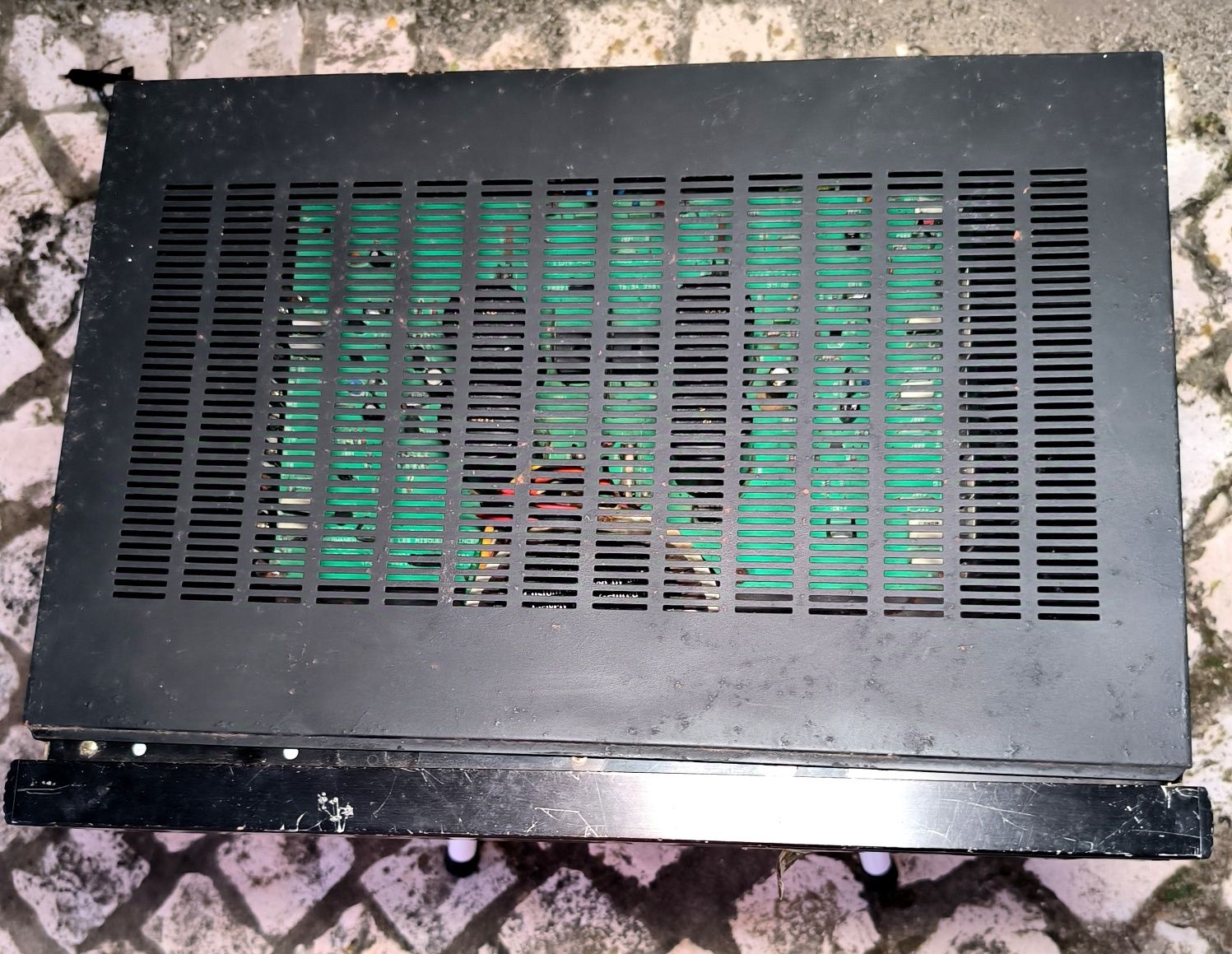 Amplificador Rotel RB-970BX Vintage