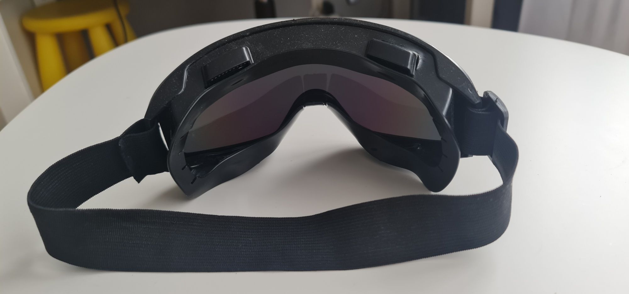 Kask rowerowy prawie nowy