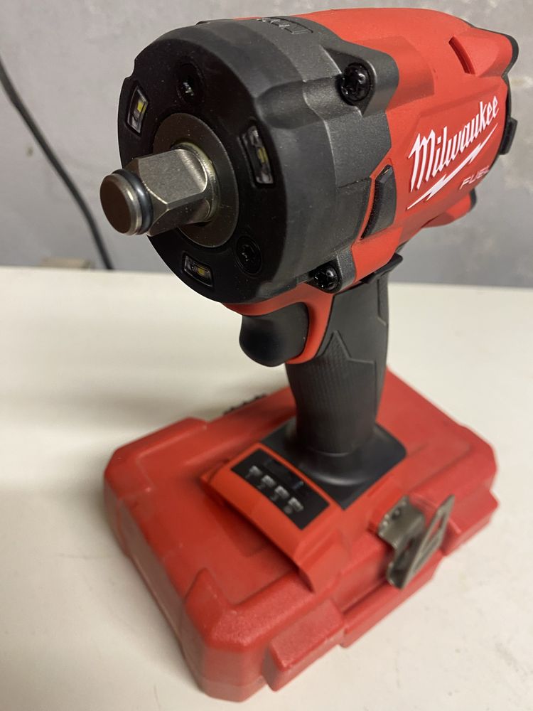 Klucz udarowy 1/2 cala milwaukee m18 FIW2F12 oryginalny