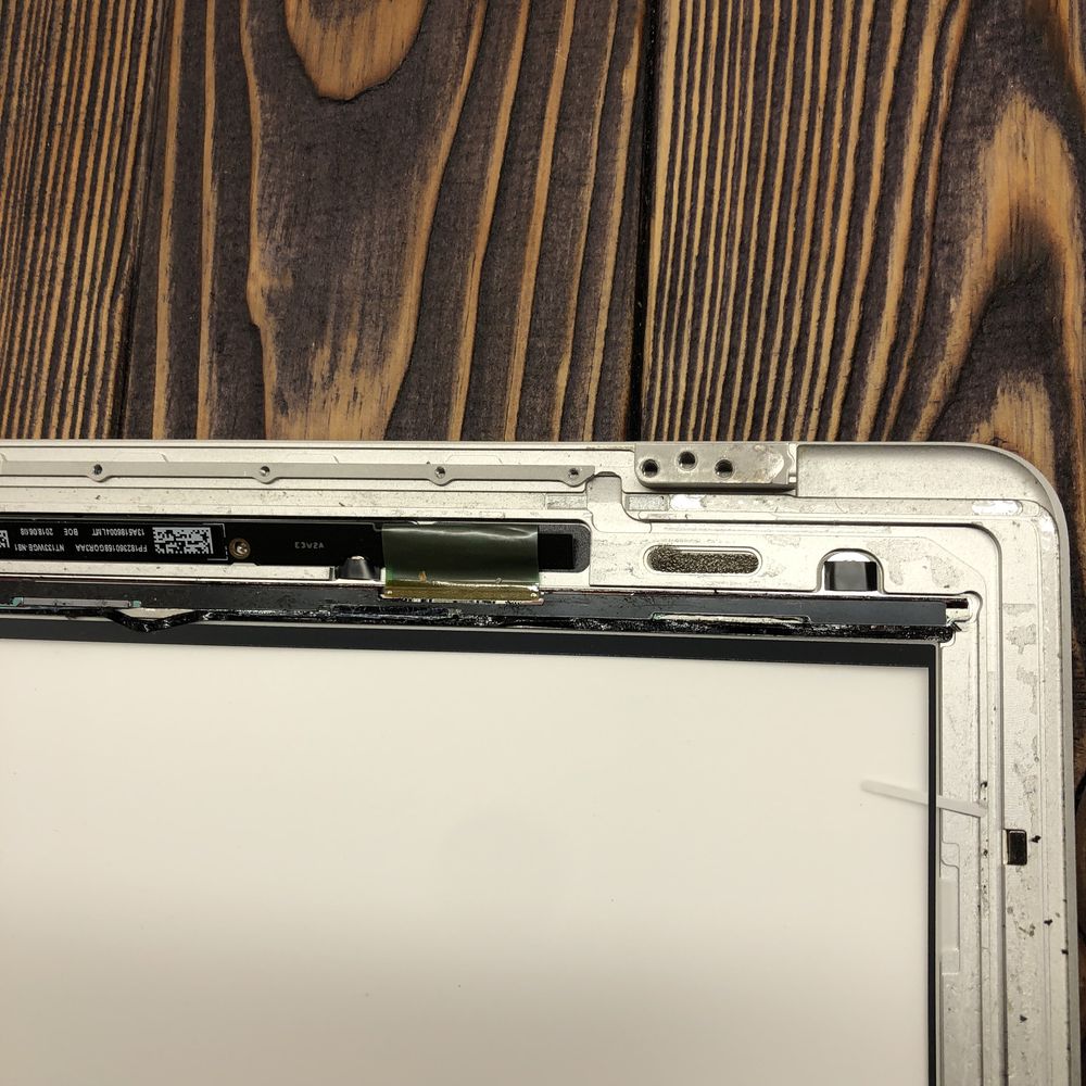 Задняя крышка матрицы Macbook Air A1304 13”/ Крышка на замену