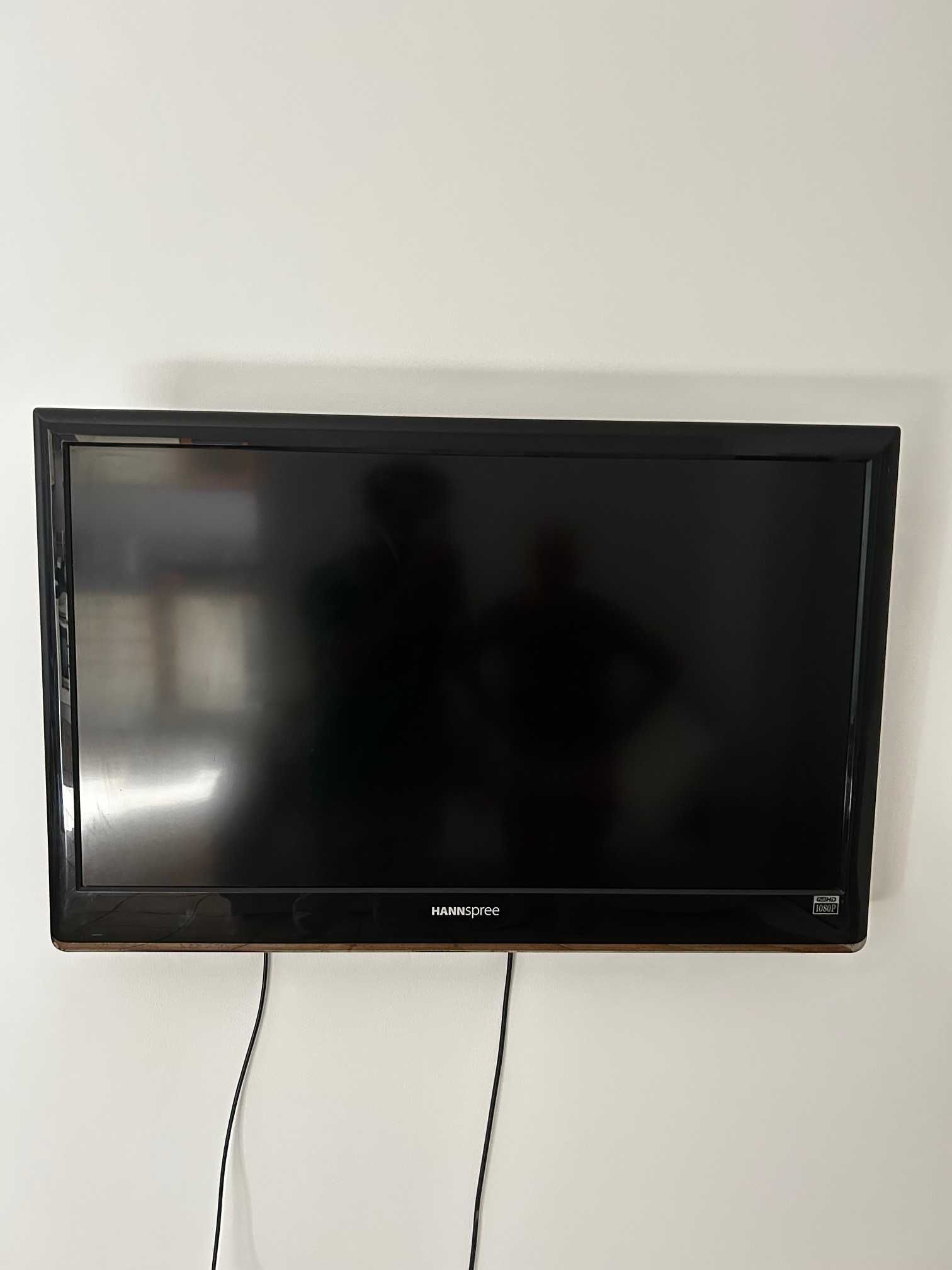 TELEVISÃO HANSPREE 42"".  2 entradas HDMI. Ótimo estado.
