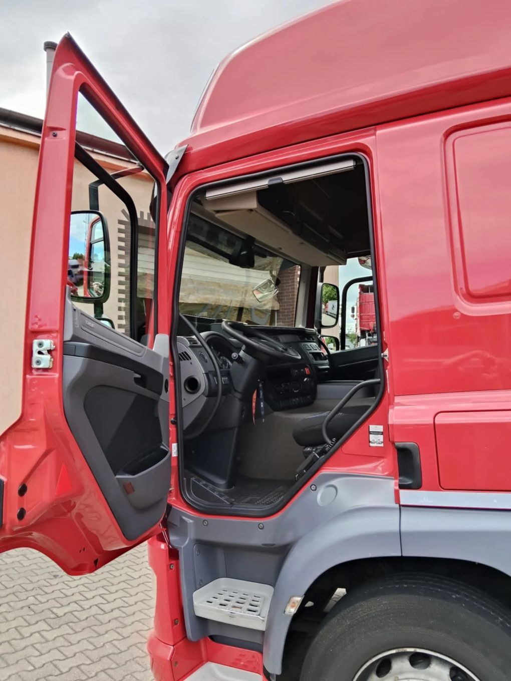 DAF CF 320 FA ZSP