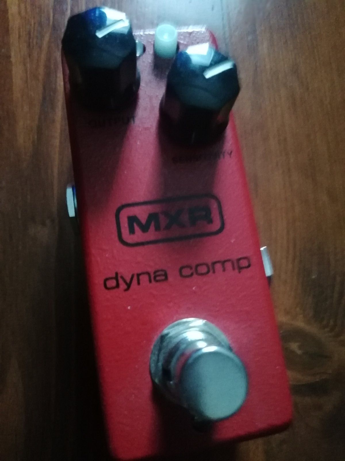 Продам MXR dyna comp.