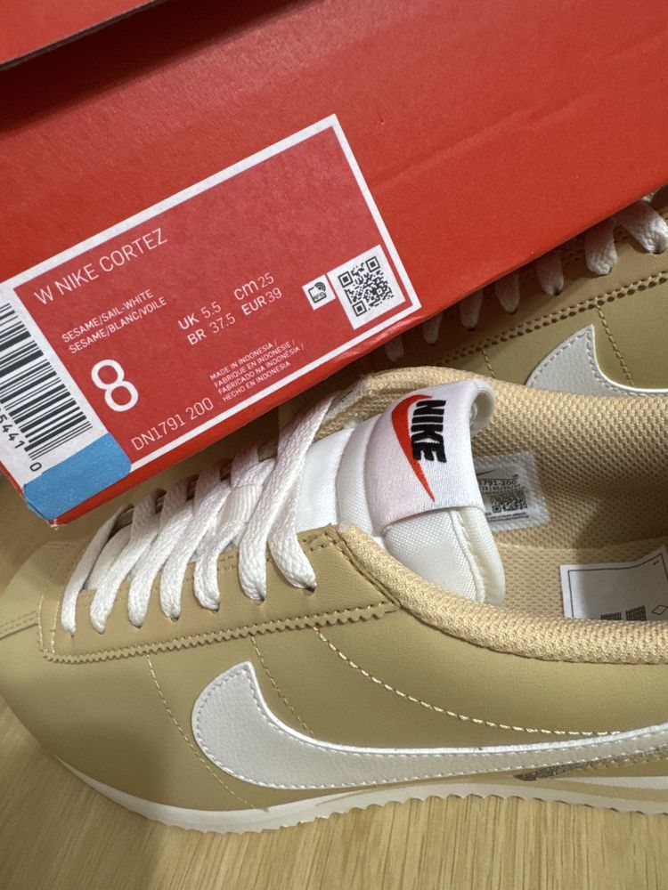 Оригінал 100% Шкіряні Nike Cortez / EUR39