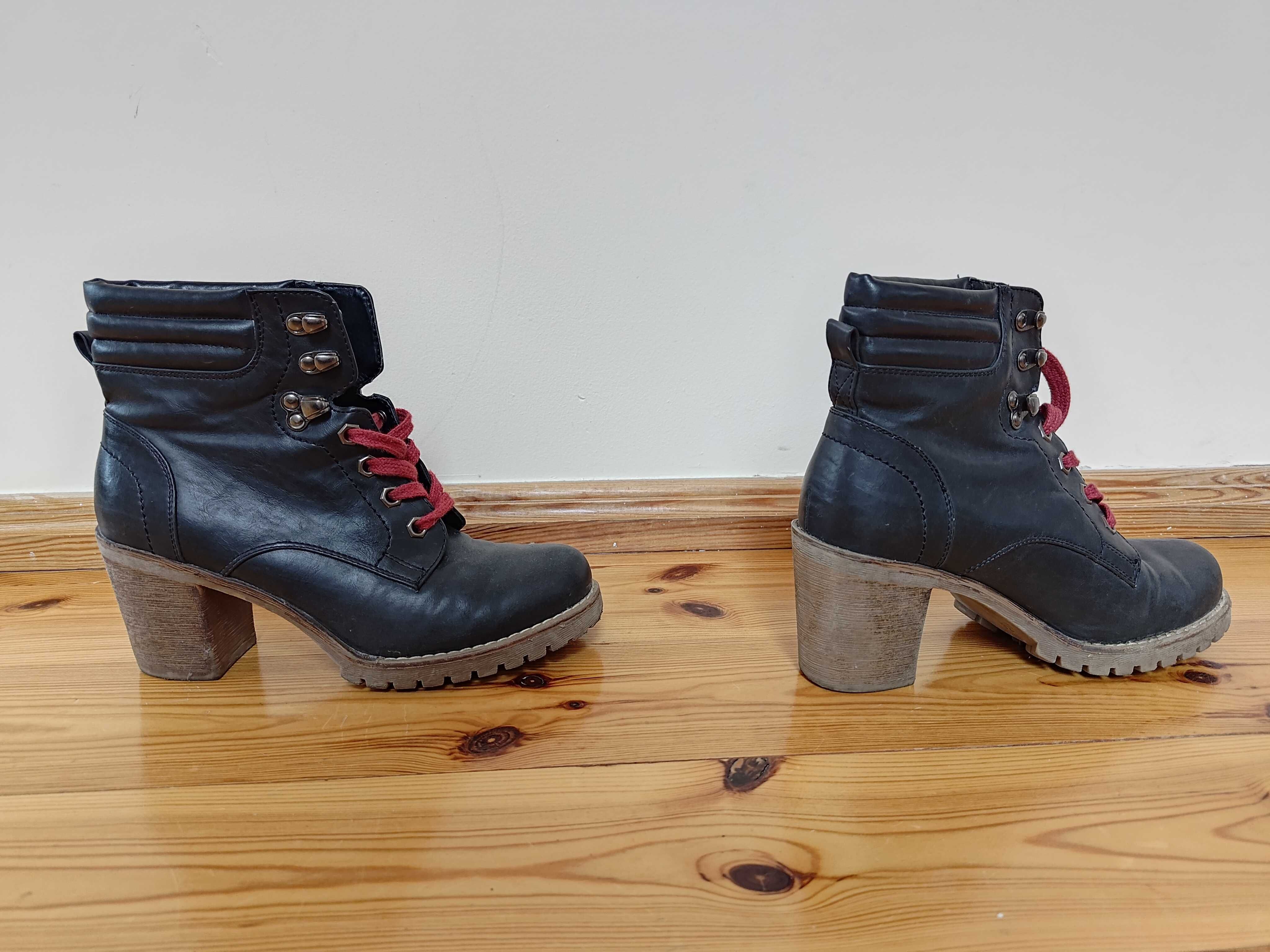 Buty damskie na obcasie, rozmiar 38