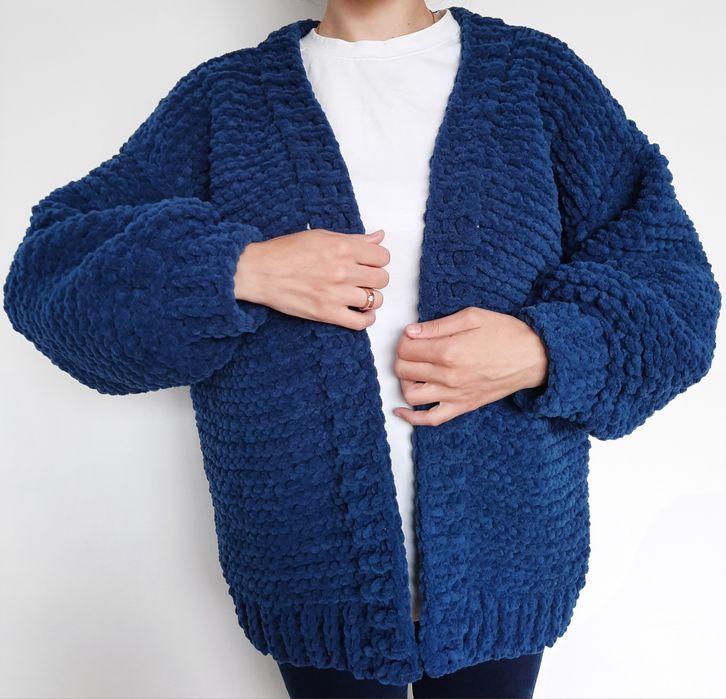 Кардиган з плюшевої пряжі ручної роботи