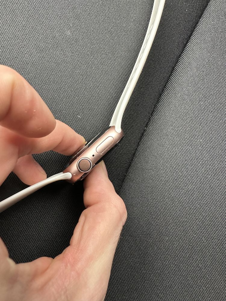Apple Watch 4 40mm на запчастини