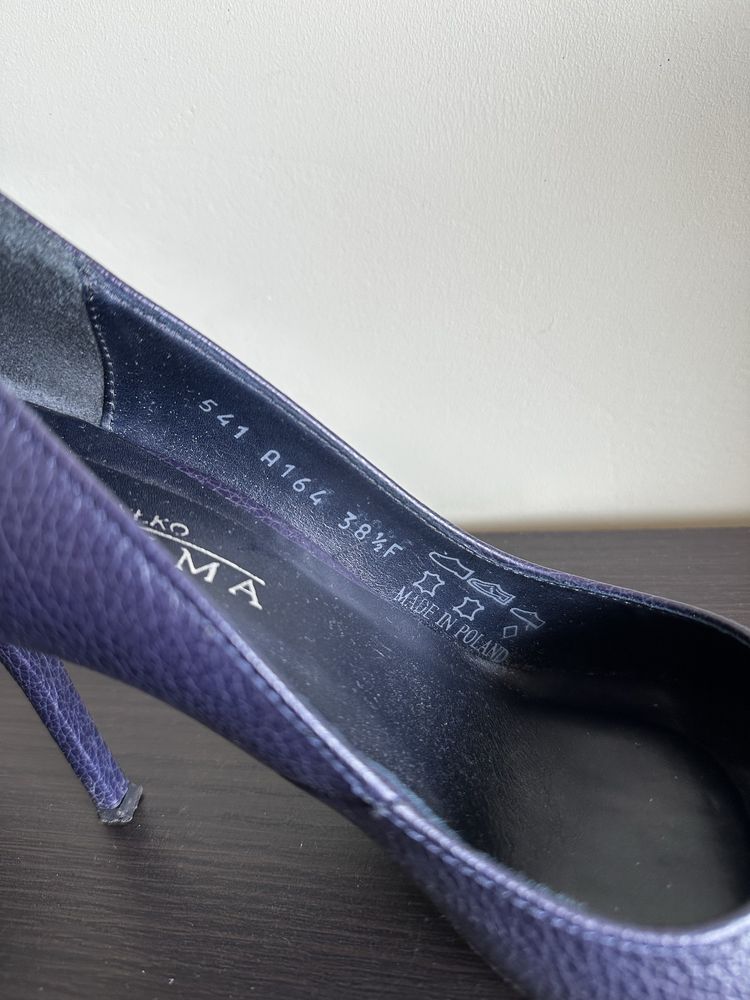 Buty na obcasie Ryłko