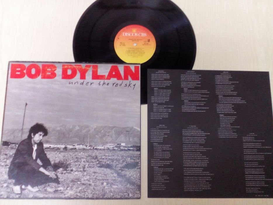 Bob Dylan: Under the Red Sky.