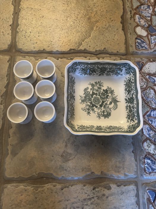 Miska kwadratowa i kieliszki  na jajka Vileroy&Boch Fasan