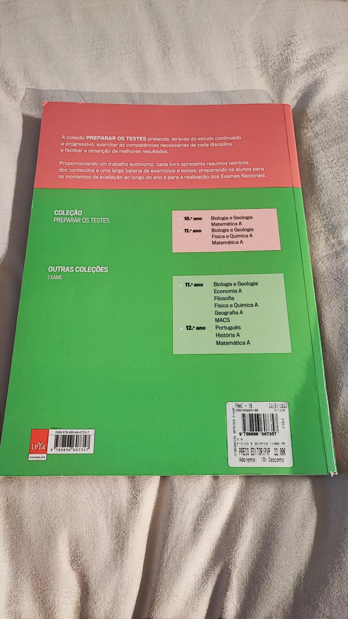 Livro "Preparar os testes - física e química A"
