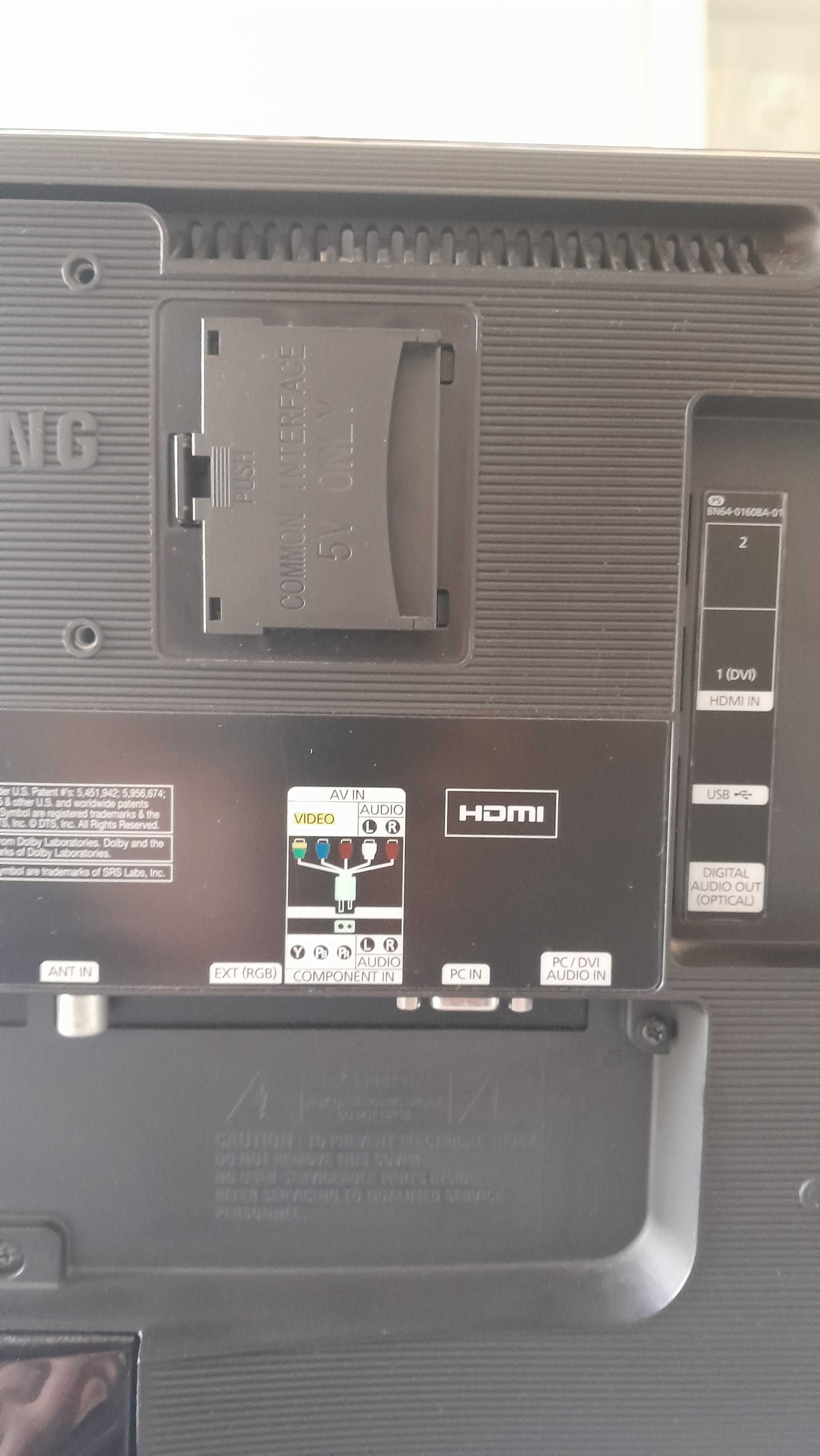 Monitor para PC e TV SAMSUNG SincMaster TA350