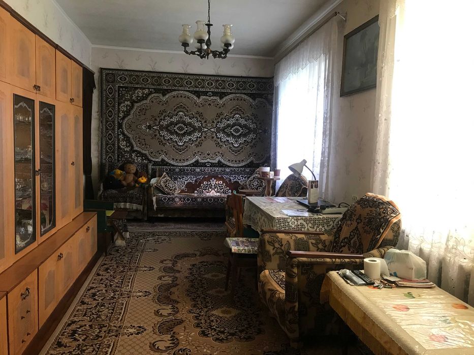 Будинок по вул. Кузні обмін на квартиру