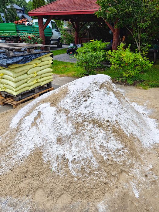 Mieszanka sól drogowa + piasek | Artykuły zimowe