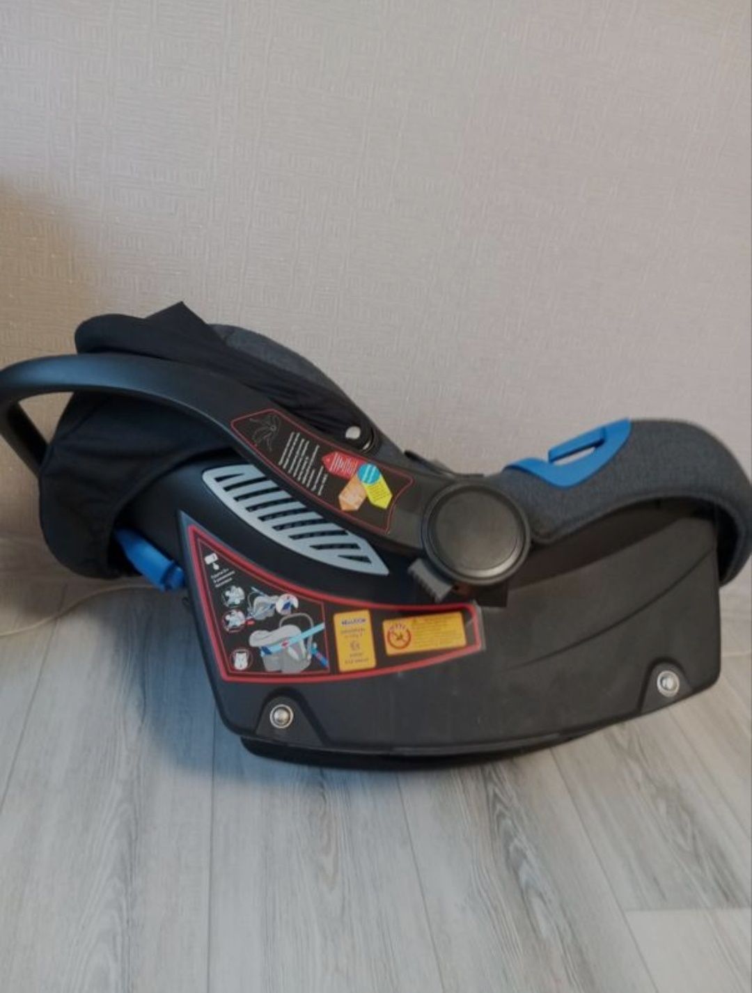 Автокрісло Welldon Diadem New (графітовий) + База ISOFIX (BS06N-TM-002