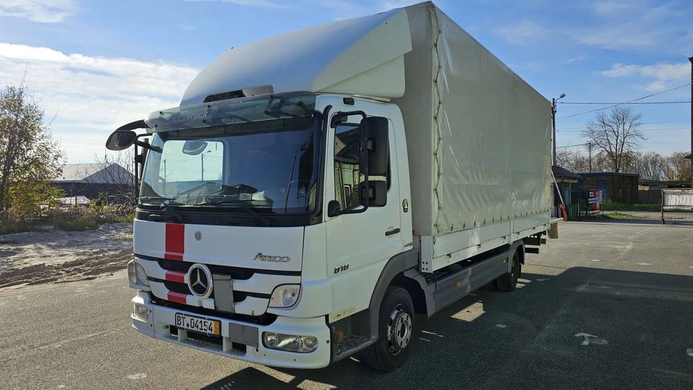 Mercedes-Benz Atego 818L