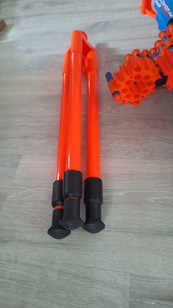 ZURU X-SHOT INSANITY wyrzutnia pistolet