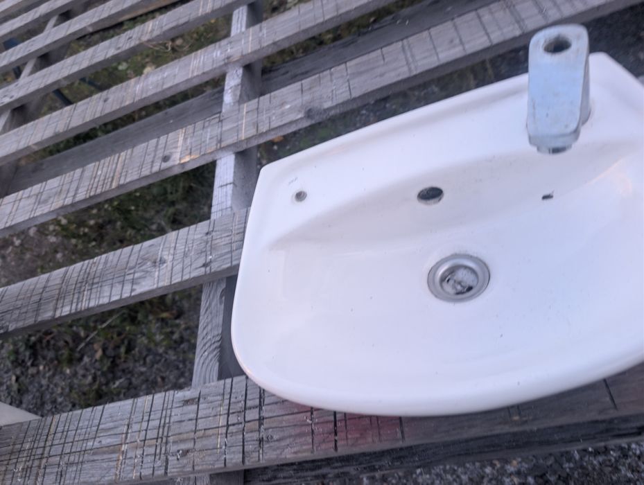 Umywalka mała 40 cm