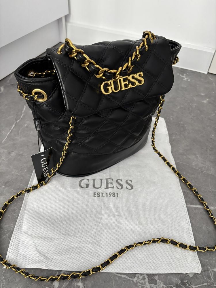 Piekna torebka guess