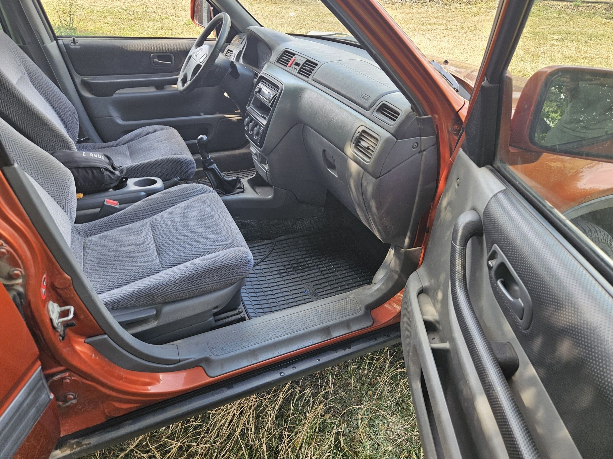 Honda CR-V 2000 рік 2.0 газ бензин 4×4 для військових