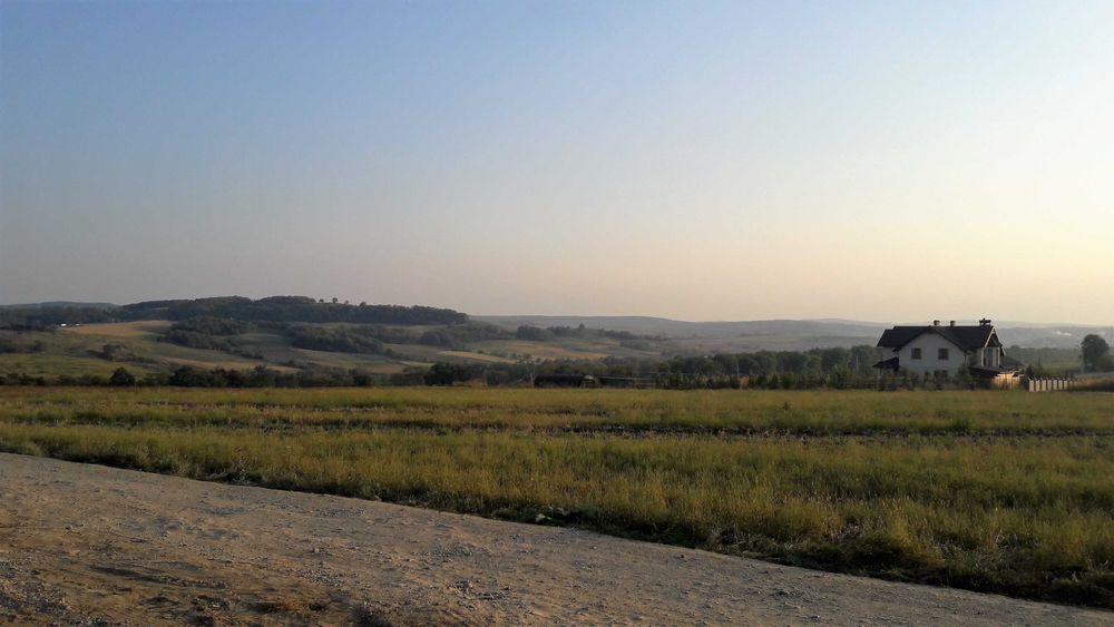 Продам ділянку Коровія, Чернівецька ТГ, будівництво