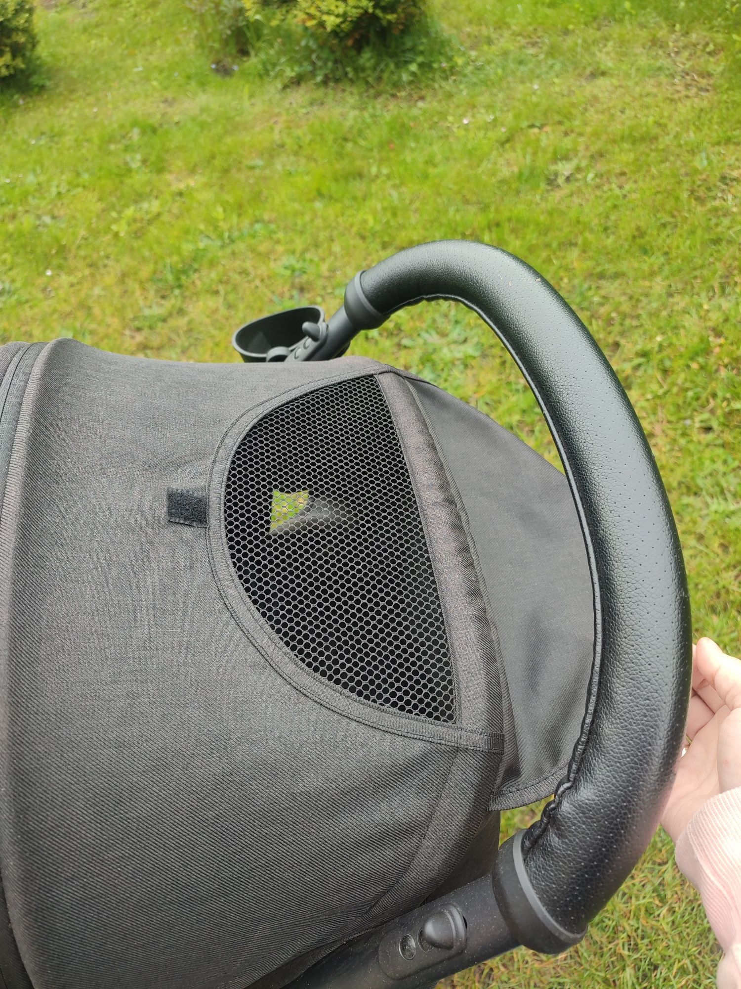 Wózek spacerowy Lionelo Annet Plus Black Carbon