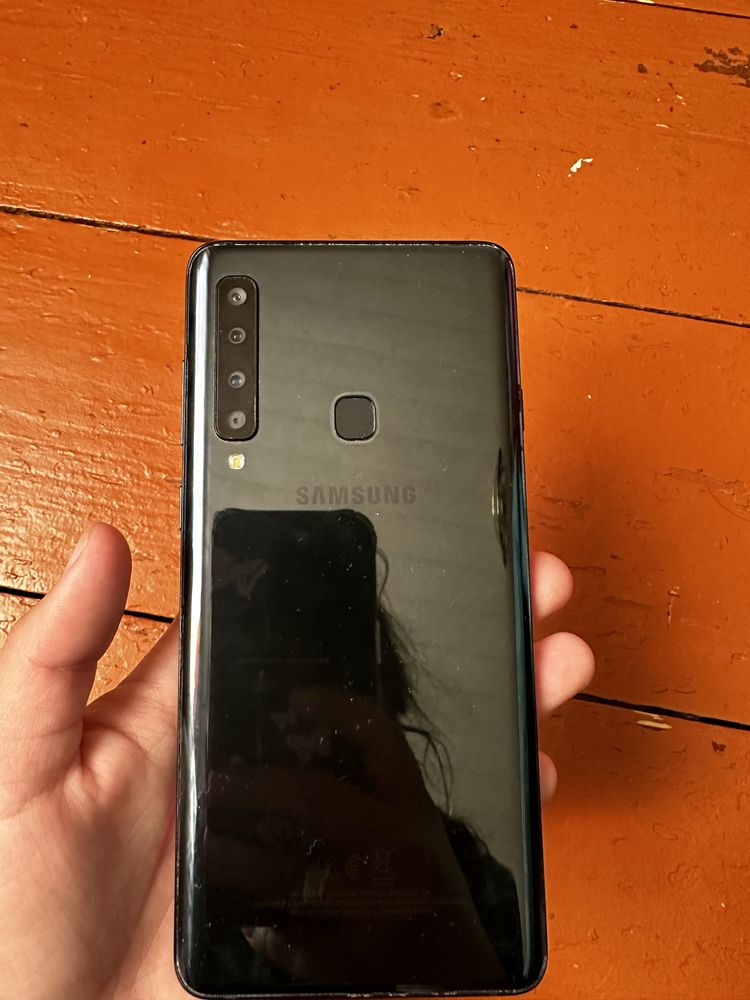 Samsung A9 (2018) 6/128 GB