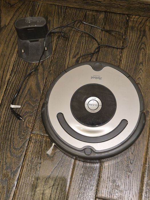 iRobot Roomba 616 (do regeneracji)