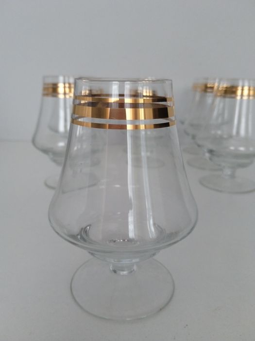 Kieliszki do koniaku PRL 9sztuk