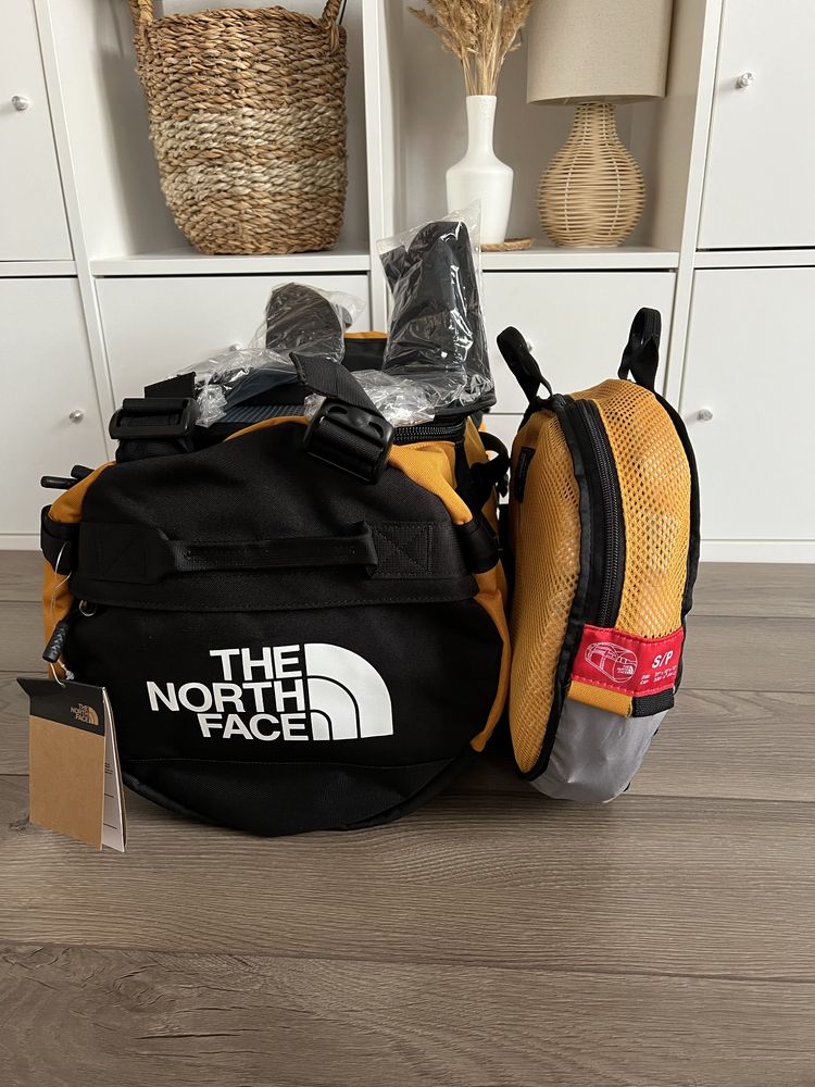 The North Face Gilman Duffel S оригінал Base Camp Duffel