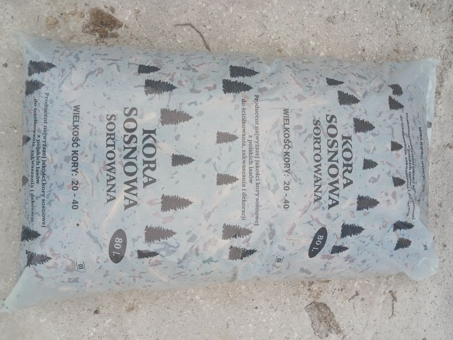 Kora sosnowa 80L średnia sortowana frakcja 20-40.