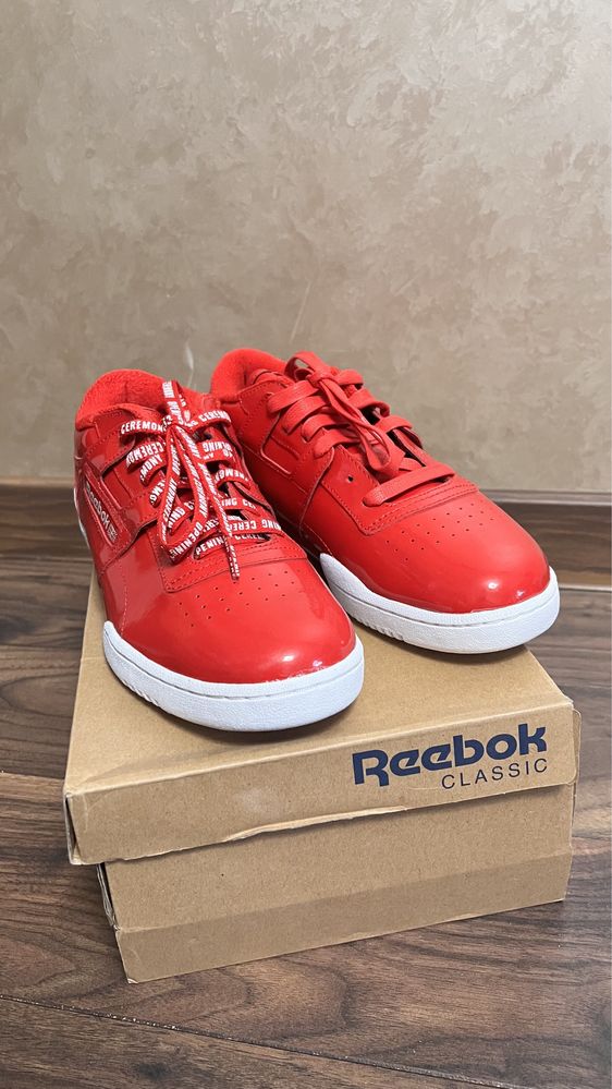 Кроссовки Reebok classic