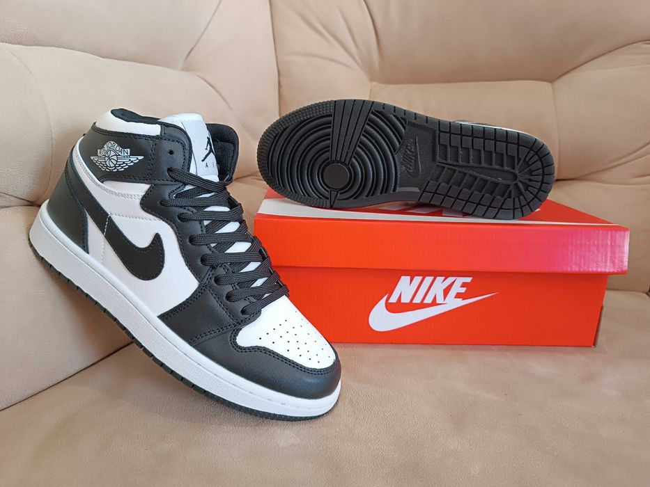 кросовки Nike Air Jordan Retro1 (Шкіра)