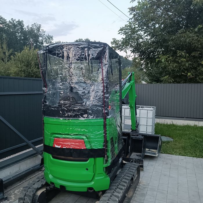 Послуги міні екскаватора Львів та район.