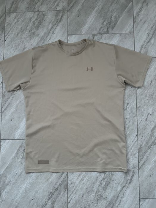 Футболка under armour Xl оригинал