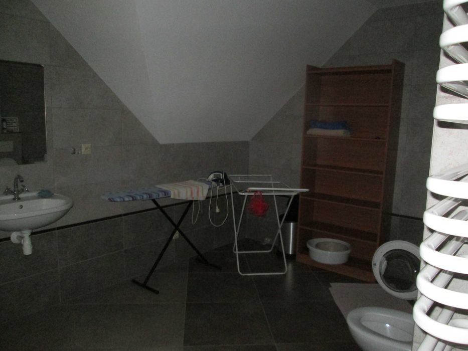Noclegi pracownicze, dom do wynajęcia. Blok Dobryszyce k/Radomska