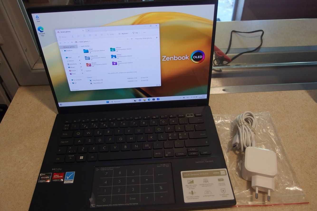 Laptop Asus Zenbook 14 oled AMD R5 16GB 512GB