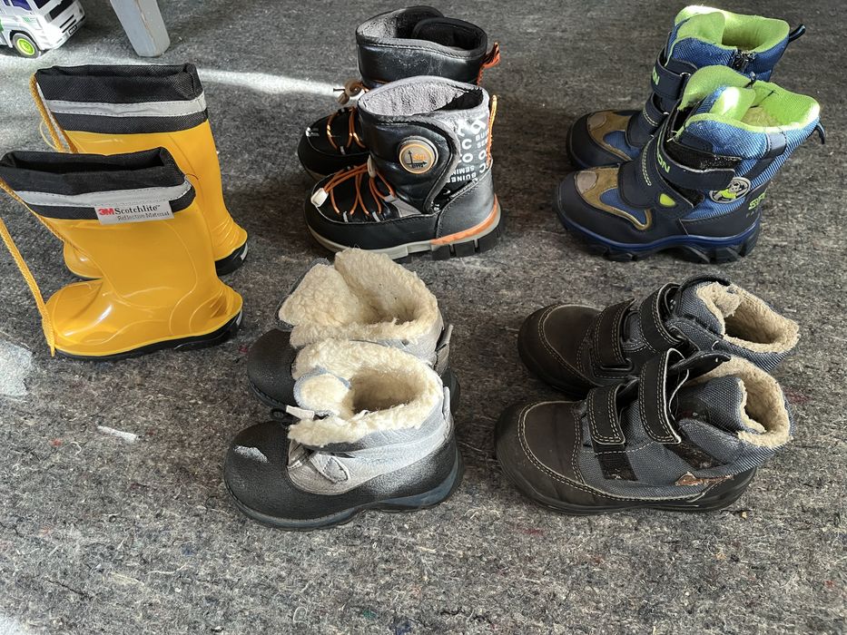 Зимове взуття для хлопчика, розмір  23-24