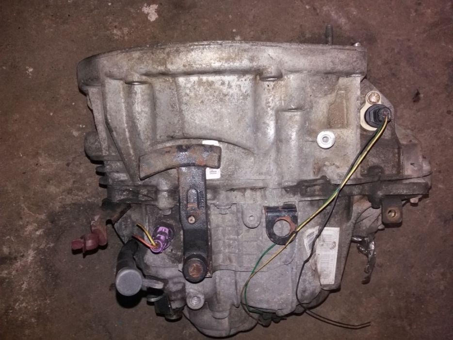 кпп коробка передач Renault 1.9 trafic Laguna vivaro