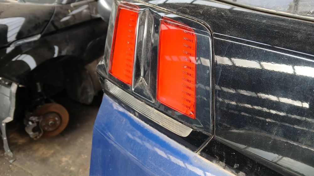 Farolim da mala esquerdo PEUGEOT 3008 II (M_)