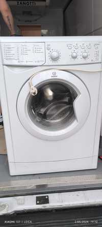 Pralka Indesit IWSC 4105