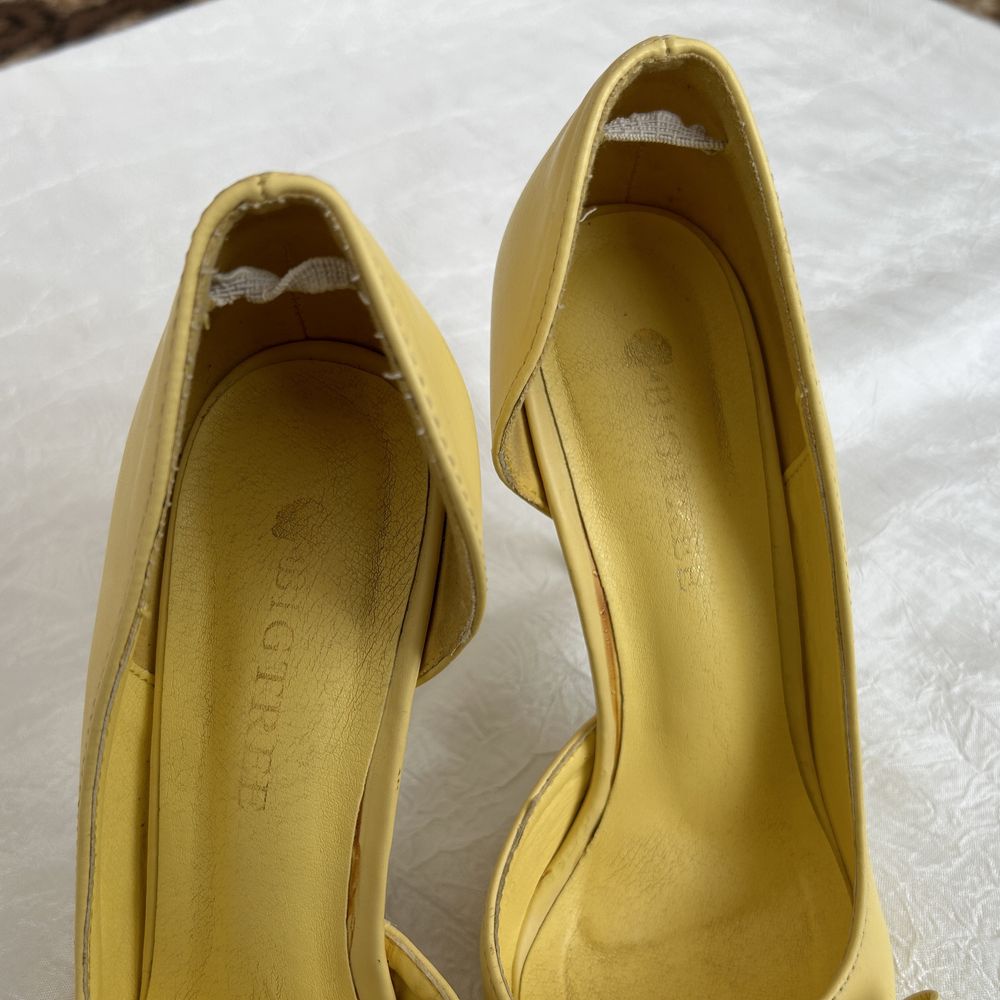 Туфлі лодочки, розмір 38, жовті
