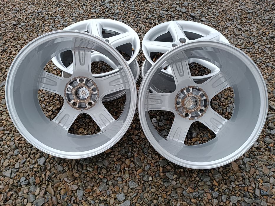 Диски 5*114.3 R17 TOYOTA Suzuki
