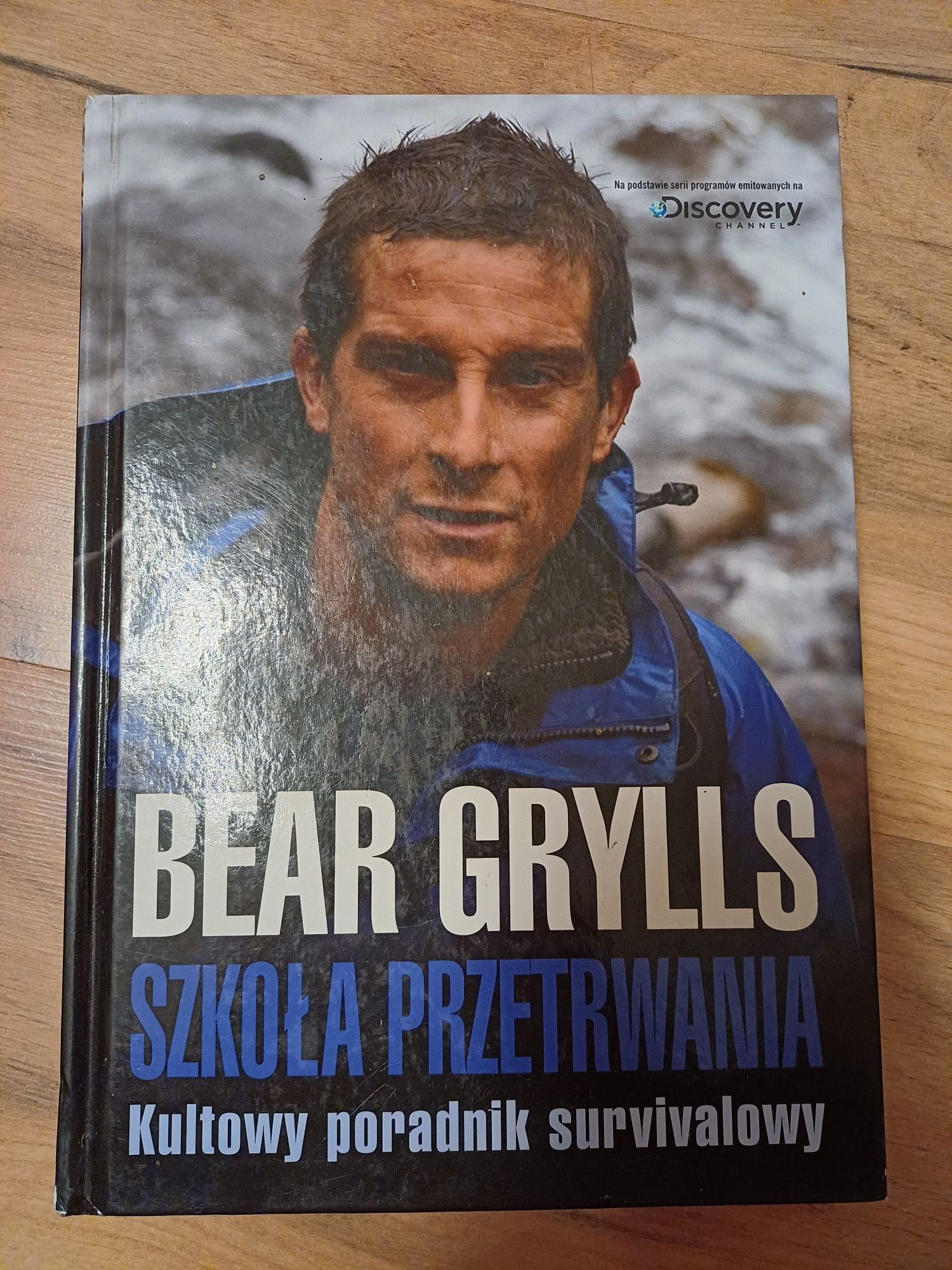 Sprzedam książkę Bear Grylls Szkoła Przetrwania
