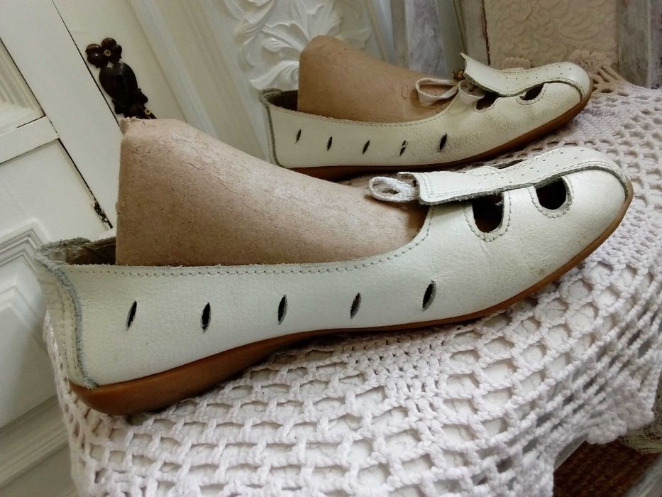 GRATIS skórzane buty damskie baleriny 37 sandały letnie calamera