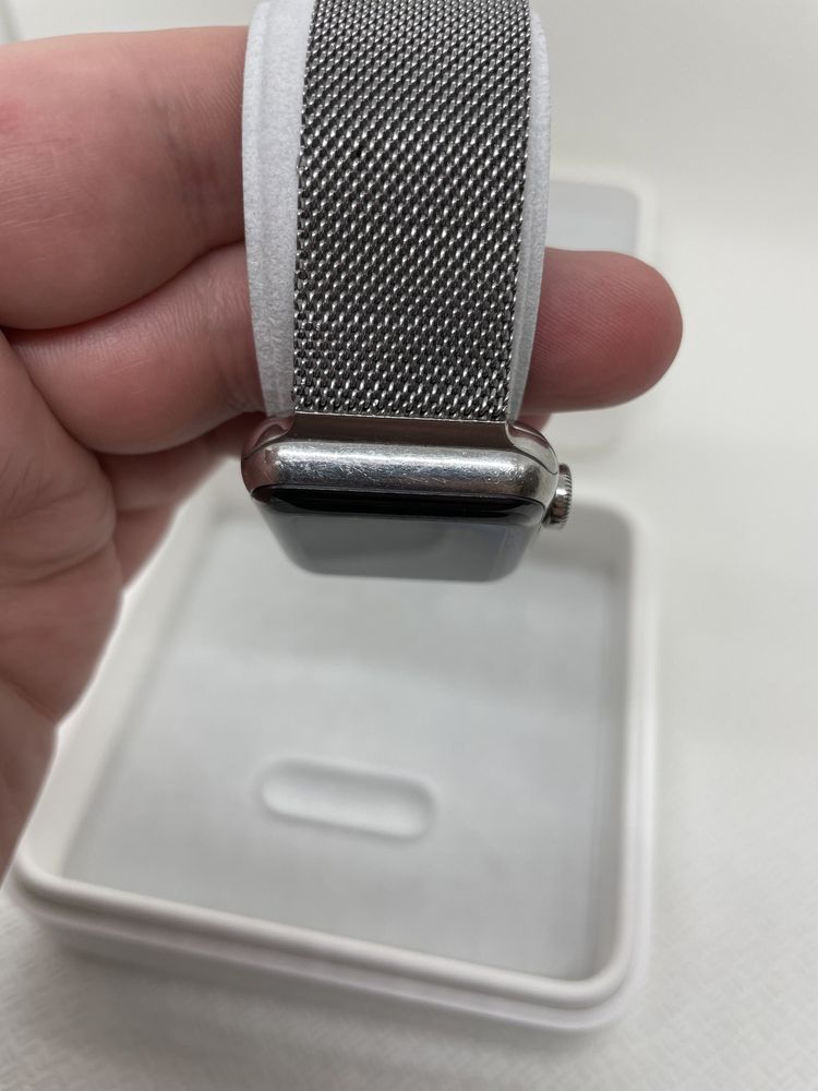 Apple Watch Series 2 38mm Stainless Steel Case with Milanese Loop