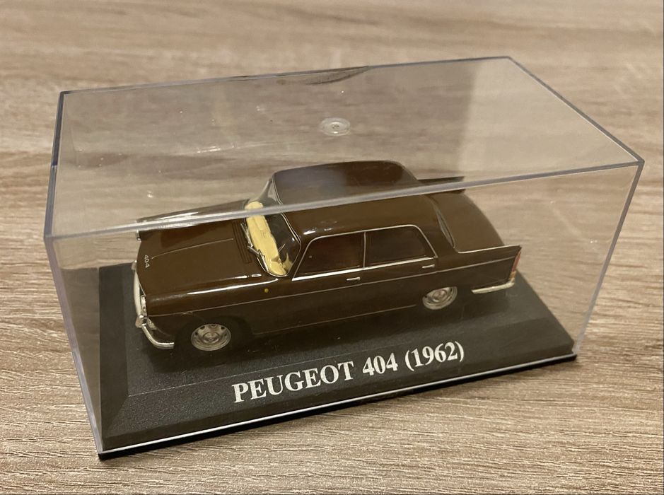 Peugeot 404 - Ano 1962